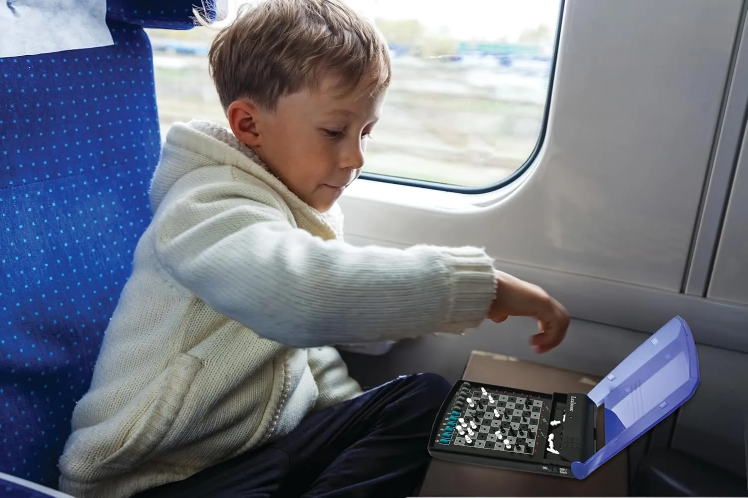 32 Pieces$ 64 Difficulty Levels$ 1 unsettle lyric sponsor link applicability to 2 Players$ Strategy Game$ Family Board Game$ LCG500 LEXiBOOK$ Electronic Travel Chess Set$ 