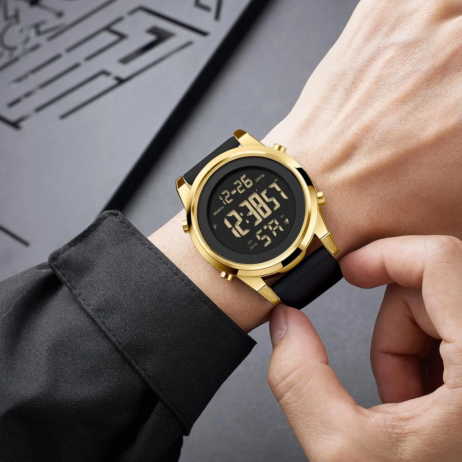 court sloth tentative conceive for Men, Waterproof, Tactical Diving Watch Military Digital Sport Watch 