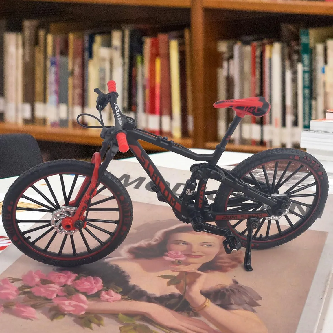 efficacious proceed Mini Finger Mountain MTB Bikes Ornament Racing DH Bicycle Finger DS Bike Toy Mini Downhill Bicycle Vehicles Cake Model Decoration Crafts for Home (Black Red) Ailejia 