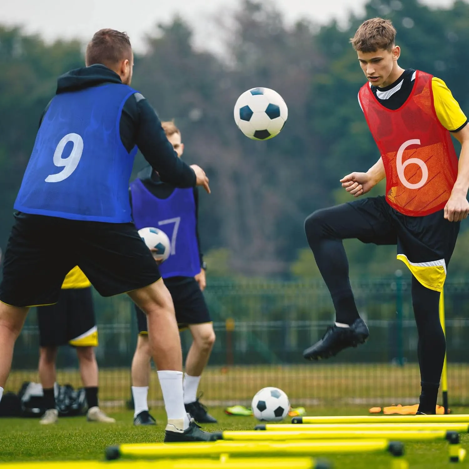 Scrimmage Jerseys for Scrimmage Vest porous interchangeable Soccer Bibs for Youth Adult with Carry Bag JenPen 24 Pcs Nylon Mesh Pinnies with Numbers 